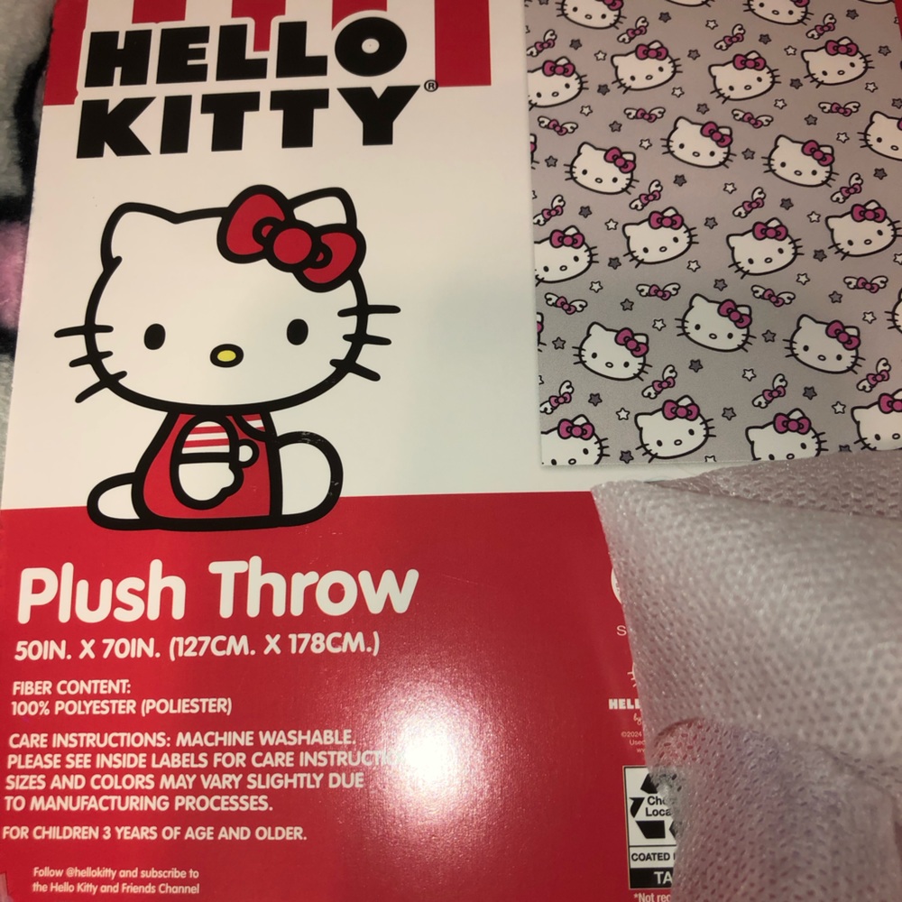 Hello Kitty gray blanket